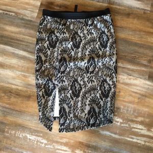 Lacy skirt with slit